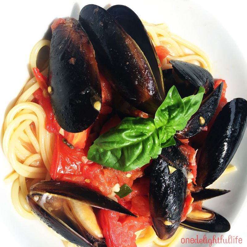 Mussels in Pomodoro Sauce